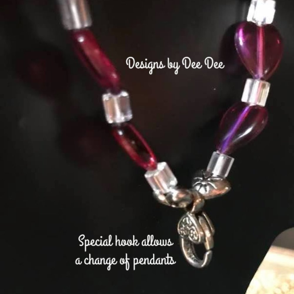 Special Hearts Necklace Set - Picture 3 of 8